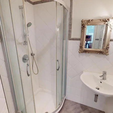 Agreable 3p Avec Climatisation Et Balcon, Proche Plages - Fr-1-196-349 Apartment Menton