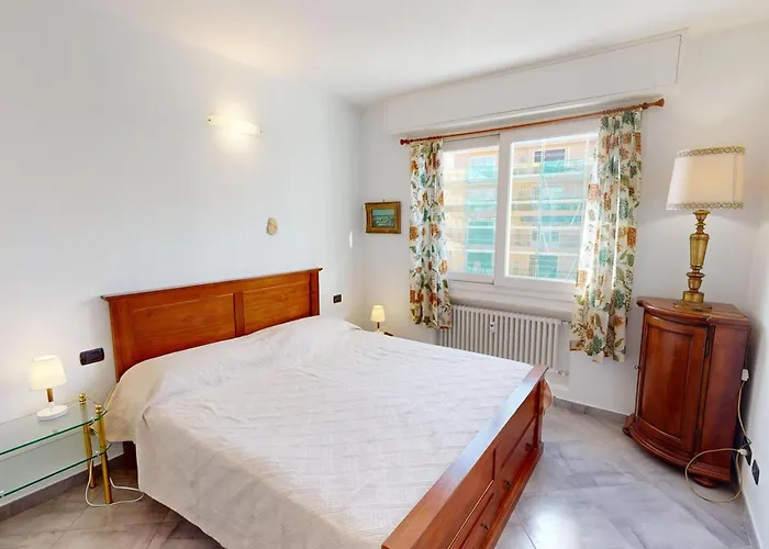 Agreable 3p Avec Climatisation Et Balcon, Proche Plages - Fr-1-196-349 * Μεντόν